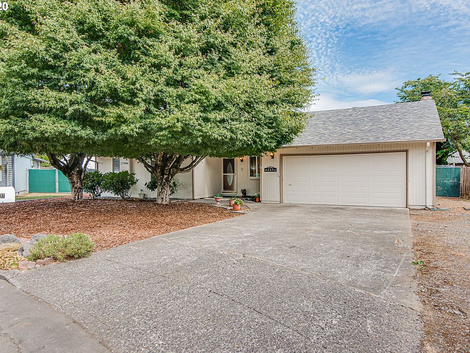1st image of 307 SE 150th Ct