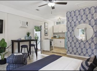 17 Bryan Wood Cir #B, Savannah, GA 31410