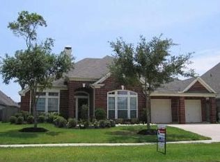 8114 Highland Green Dr, Sugar Land, TX 77479