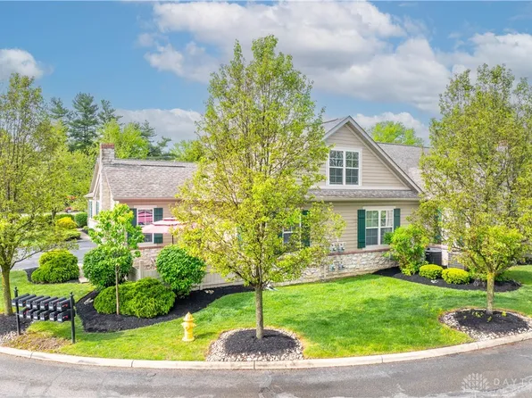 2369 Locust Hill Blvd, Dayton, OH 45431