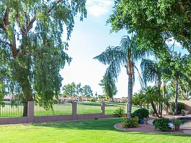 3530 S Meadows Dr — Photo 28