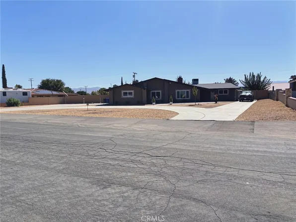 13851 Titonka Rd, Apple Valley, CA 92307