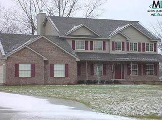 6483 Oak Valley, Waterford, MI 48328