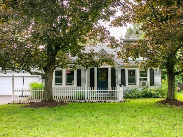 44 Colony Dr, Oberlin, OH 44074