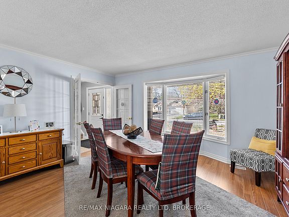 4th image of 143 Welland Rd