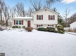 24013 Bush Hill Rd, Gaithersburg, MD 20882