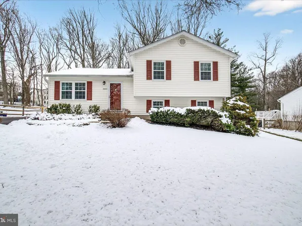 24013 Bush Hill Rd, Gaithersburg, MD 20882