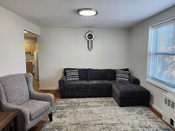 4th image of 7445 Yellowstone Blvd APT 3D