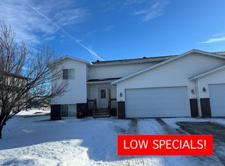 299 Maust Way, Horace, ND 58047