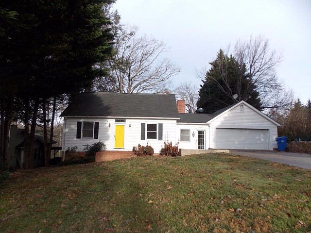1st image of 1104 J St