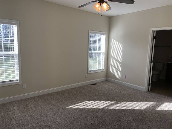 5th image of 2648 Park West Dr