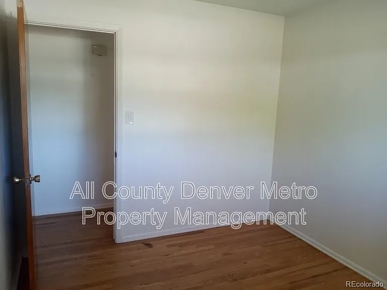 1610 S Allison St — Photo 8