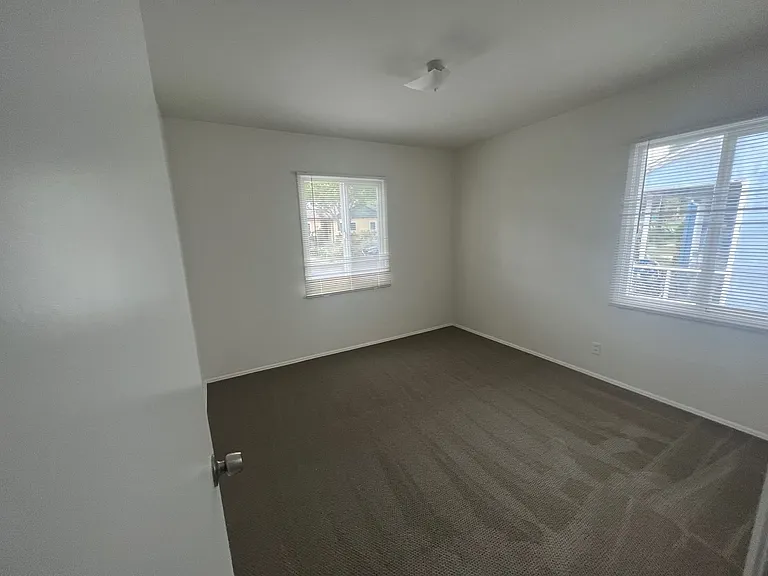 3928 Carfax Ave — Photo 12