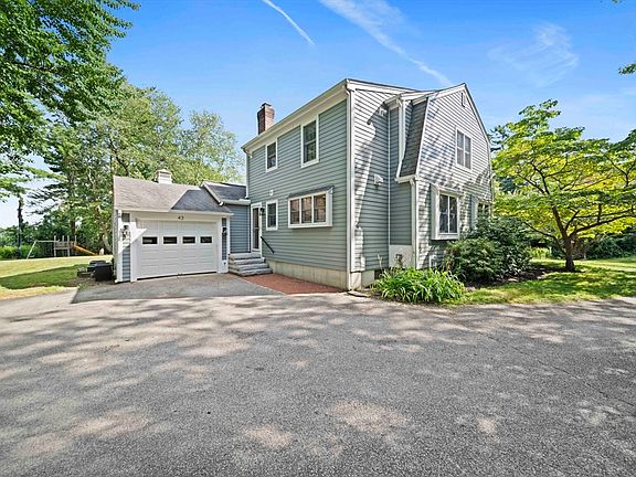 2nd image of 43 Salt Meadow Waye