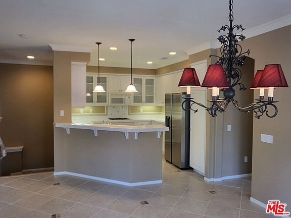 3rd image of 27960 Trillium Ln