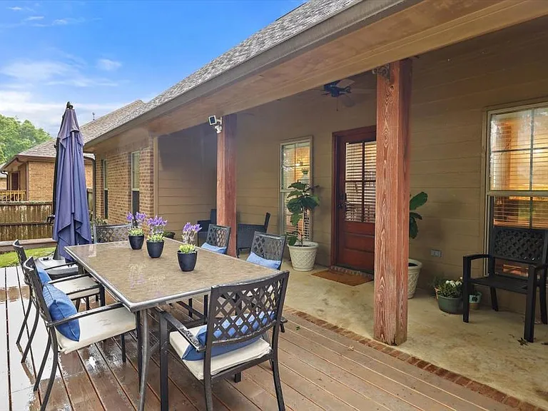 131 Stillhouse Creek Dr — Photo 24