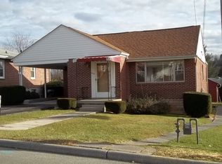 111 12th St, Princeton, WV 24740