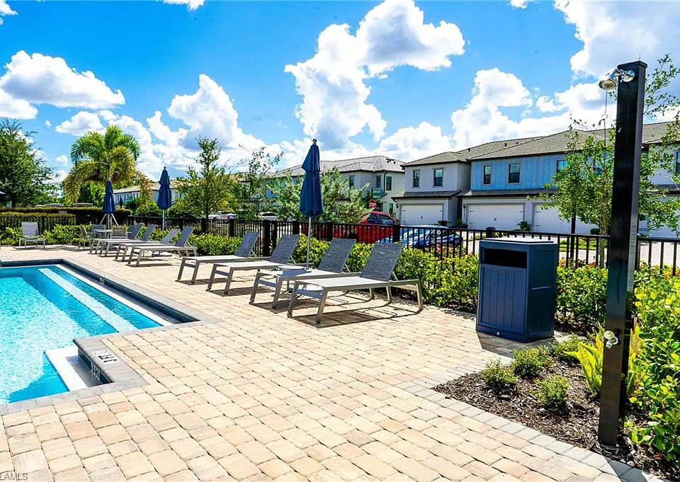 4153 Sonoma Oaks Cir