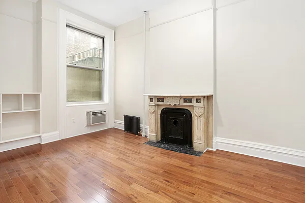 Rented by Compass | media 42