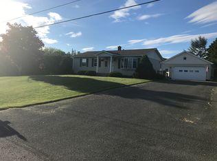 2 Manchester Ct, Presque Isle, ME 04769