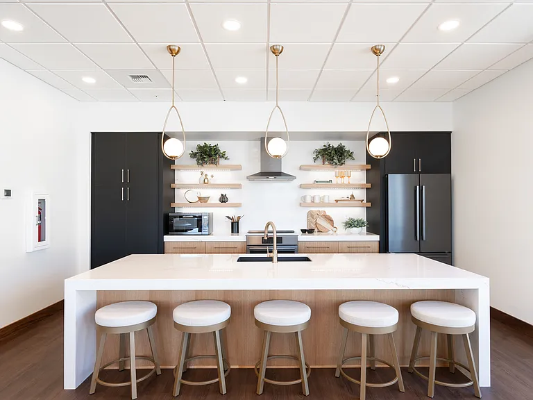 Zimmerman Luxury Apartments — Photo 46