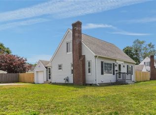 95 Harmony Ct, Warwick, RI 02889