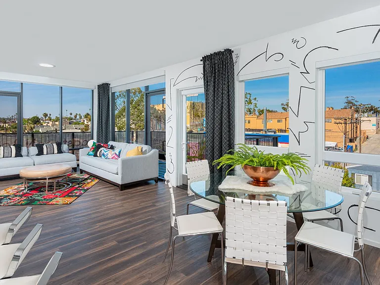 Vida North Park Apartments — Photo 16