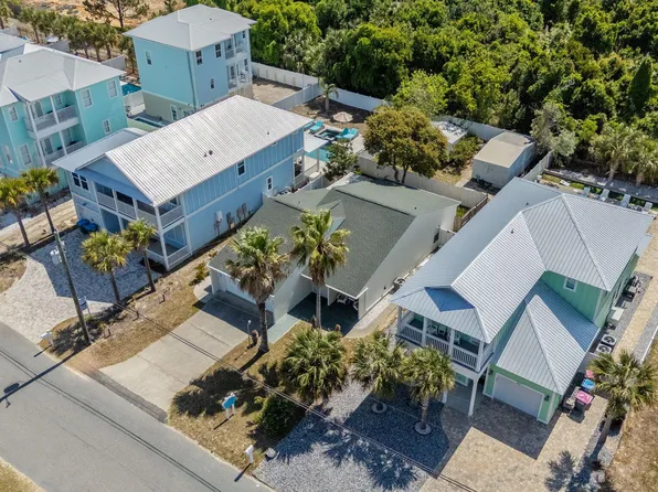 625 Lyndell Ln, Panama City Beach, FL 32407