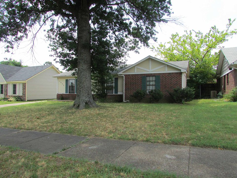 2nd image of 1977 E Gladney Dr