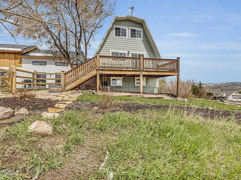 6381 Highland Dr — Photo 25