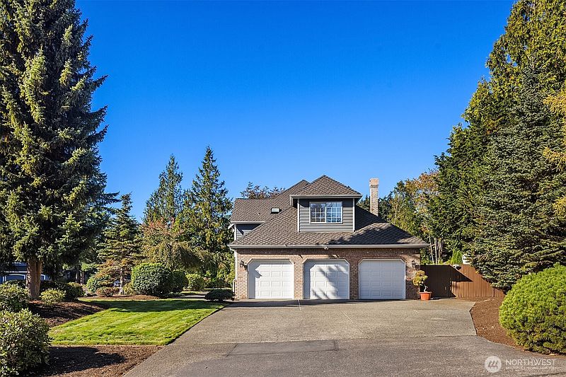 4th image of 23412 SE 253rd Place