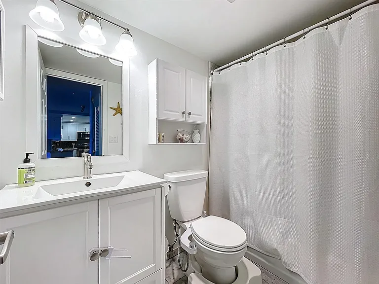 1625 SE 10th Ave #803 — Photo 3