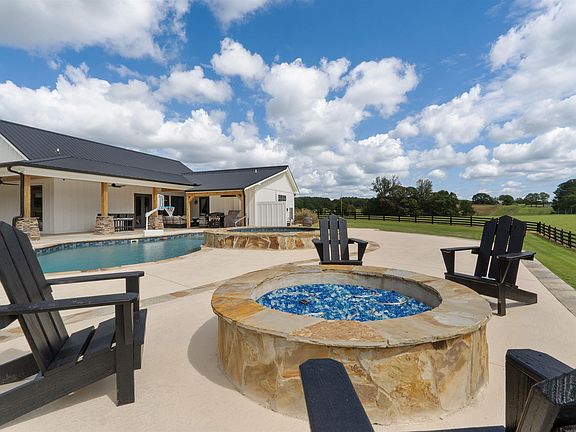 39th image of this home