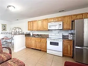 3305 SW 114th Ct #2 — Photo 9