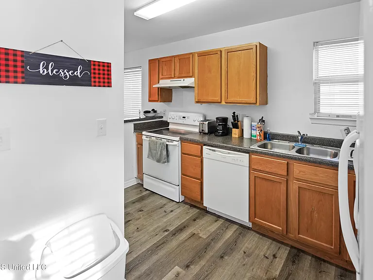 259 Benachi Ave #B — Photo 6