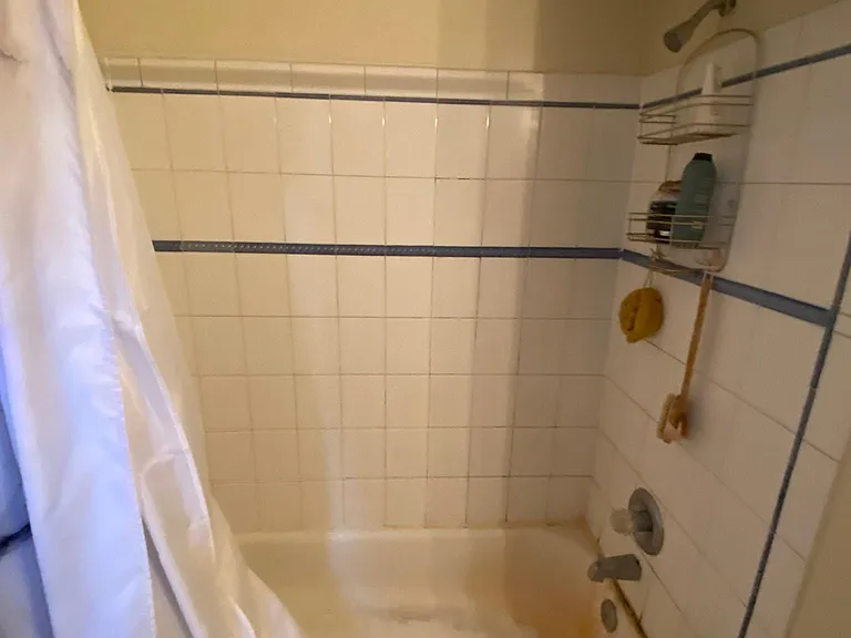 3010 Ellwood Ave #D — Photo 9