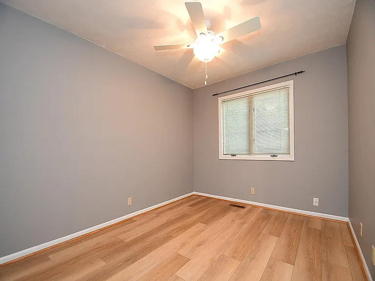 2601 S 48th St — Photo 18