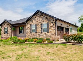 1738 Leaf Ln, Ashland City, TN 37015