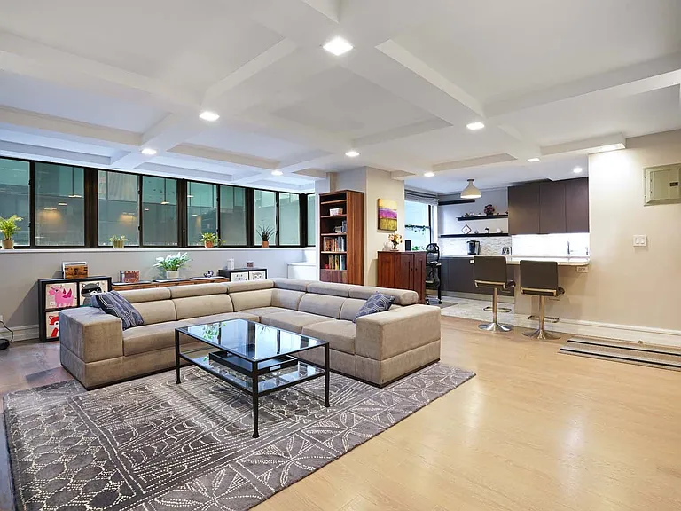 112 W 56th St #8S — Photo 3