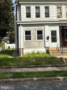 812 E 18th St, Chester, PA, 19013