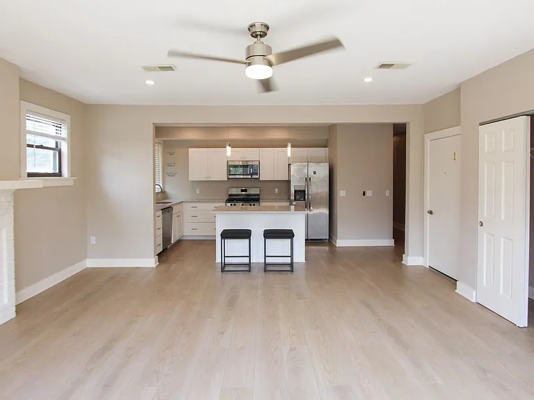 1119 S Braddock Ave — Photo 10