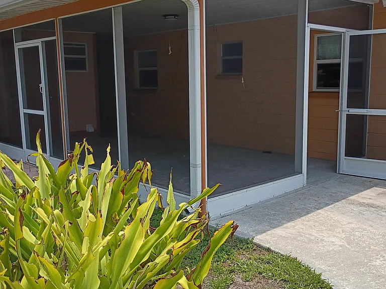 6904 Mathers Ln #A — Photo 30