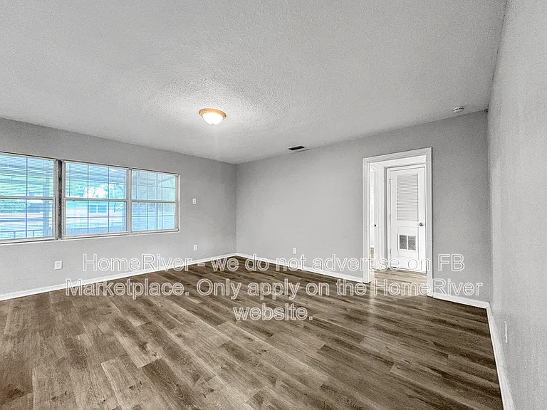 1733 Paine Ave — Photo 6