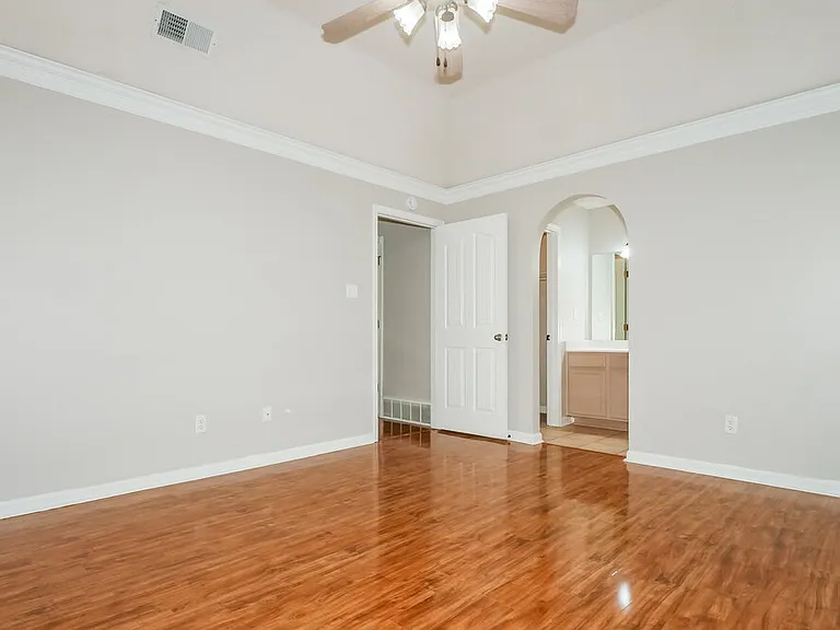 1596 Far Dr — Photo 10