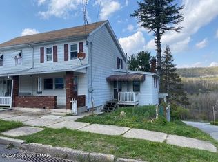 631 E Ridge St, Lansford, PA 18232