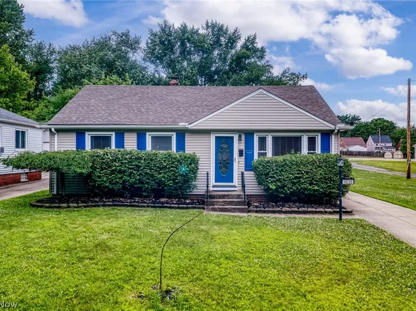 4690 W 11th St, Cleveland, OH 44109