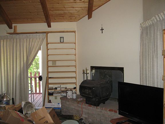 4th image of 24728 Finhaut Dr