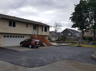 20431 S Danvers Rd, Lynnwood, WA 98036