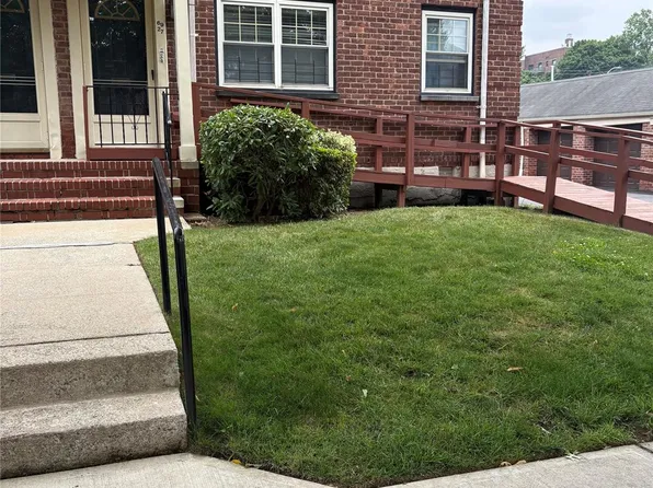 69-27 215th St #1, Oakland Gardens, NY 11364