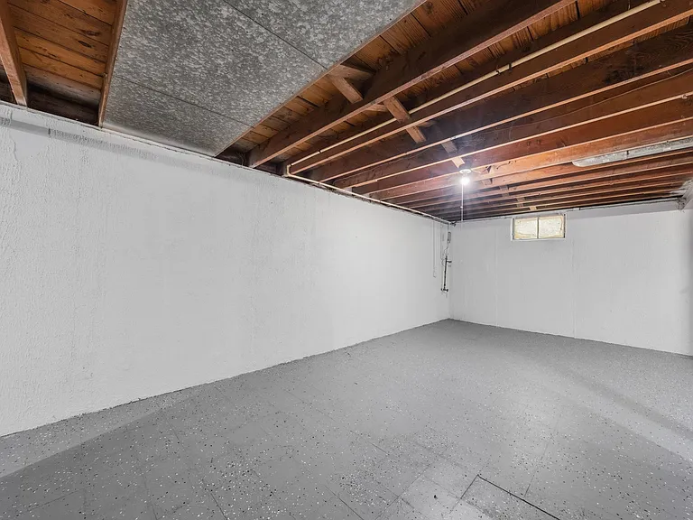 8515 Jenny Dr — Photo 28